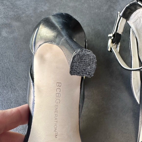 BCBG Heels size 6.5 - Picture 9 of 9